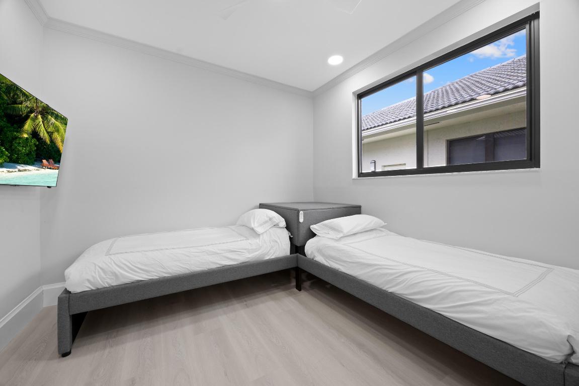 Boca Raton, Florida, 33498, United States, 4 Bedrooms Bedrooms, ,5 BathroomsBathrooms,Residential,Active,2008726