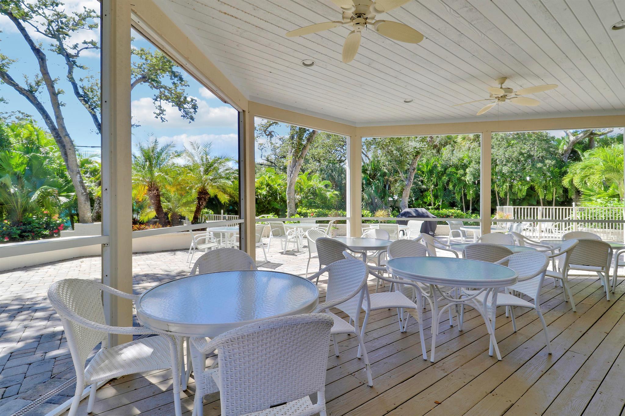 Indian River Shores, Florida, 32963, United States, 4 Bedrooms Bedrooms, ,6 BathroomsBathrooms,Residential,Active,1952294