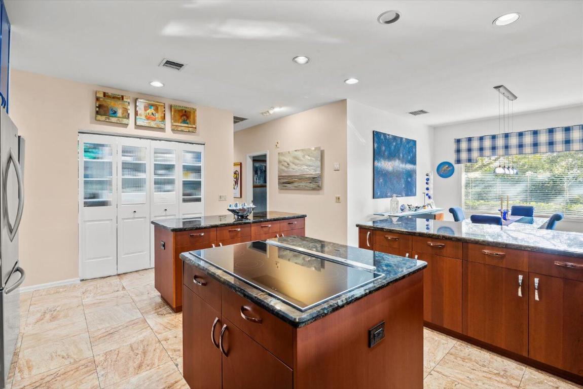 Palm City, Florida, 34990, United States, 3 Bedrooms Bedrooms, ,4 BathroomsBathrooms,Residential,Active,2011193