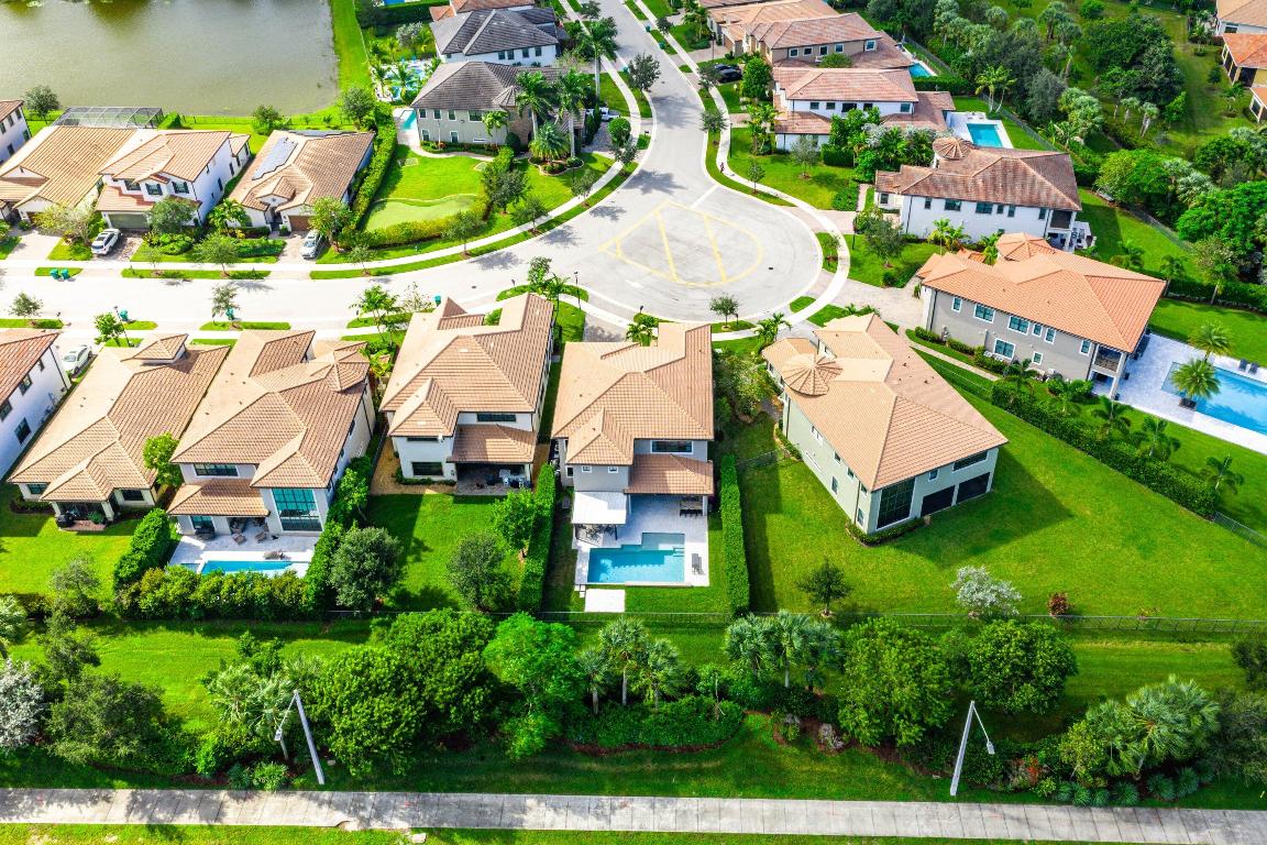 Parkland, Florida, 33076, United States, 4 Bedrooms Bedrooms, ,4 BathroomsBathrooms,Residential,Contingent,2007957