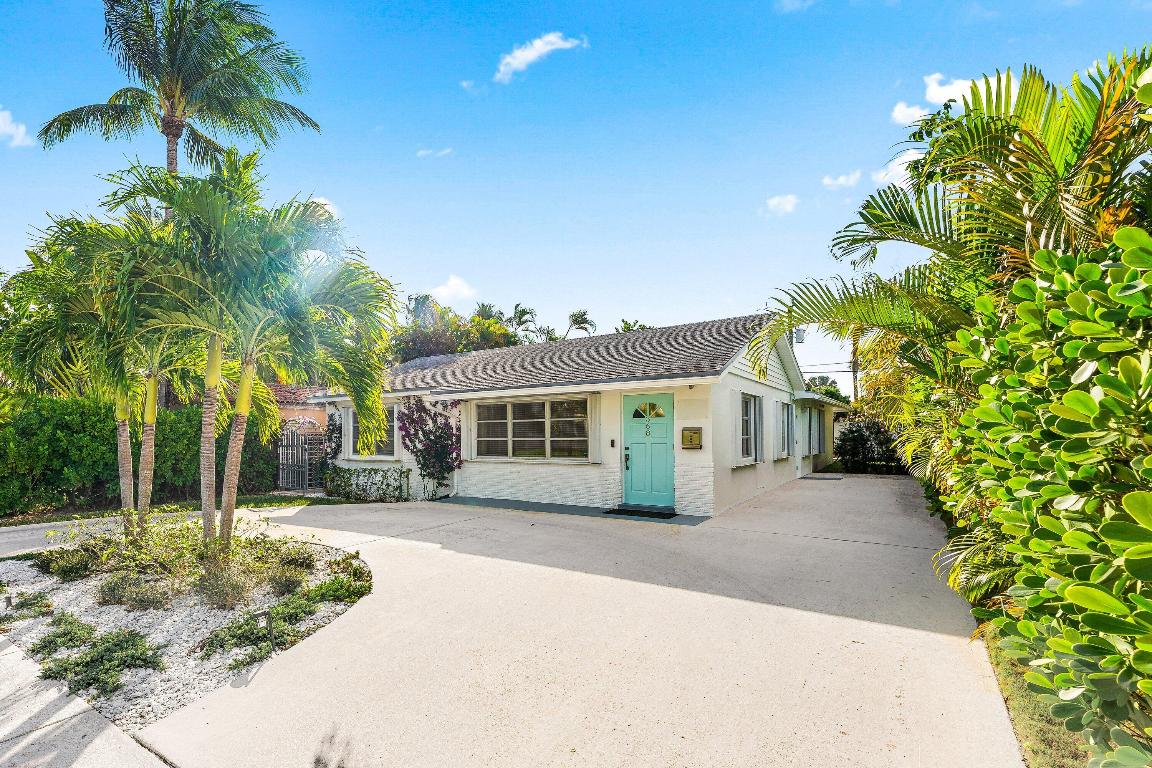 West Palm Beach, Florida, 33405, United States, 4 Bedrooms Bedrooms, ,5 BathroomsBathrooms,Residential,Active,2007629