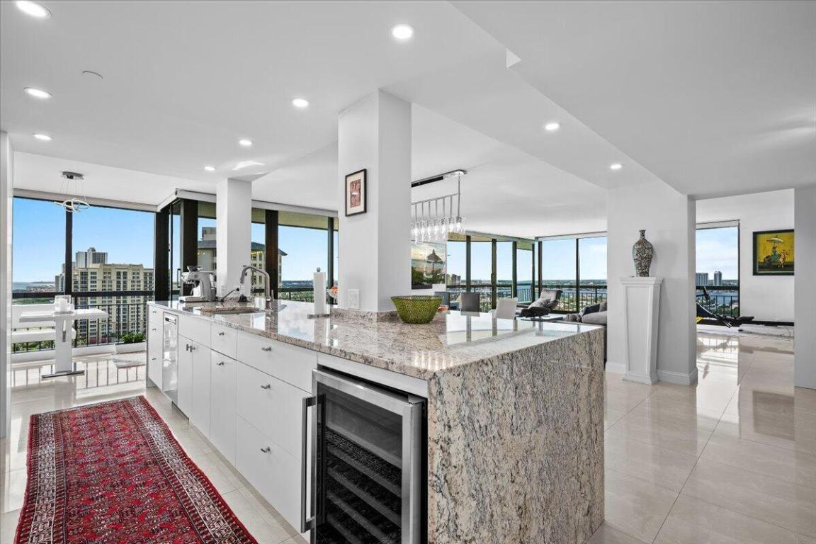 Singer Island, Florida, 33404, United States, 2 Bedrooms Bedrooms, ,4 BathroomsBathrooms,Residential,Active,2002609