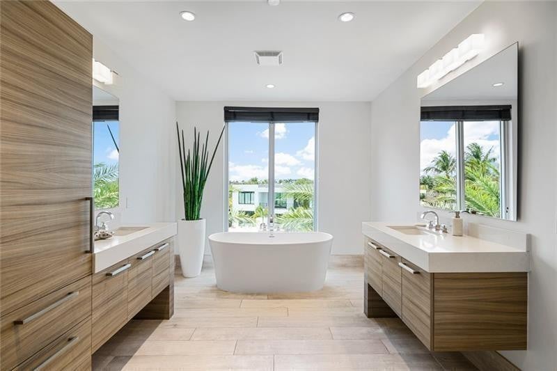 Pompano Beach, Florida, 33062, United States, 4 Bedrooms Bedrooms, ,4 BathroomsBathrooms,Residential,Pending,2008704