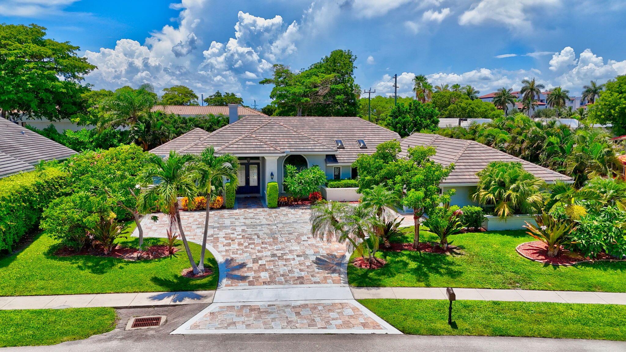 Boca Raton, Florida, 33487, United States, 5 Bedrooms Bedrooms, ,4 BathroomsBathrooms,Residential,Active,1892410