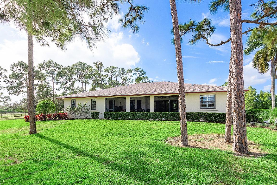 Loxahatchee Groves, Florida, 33470, United States, 4 Bedrooms Bedrooms, ,2 BathroomsBathrooms,Residential,Active,2008730