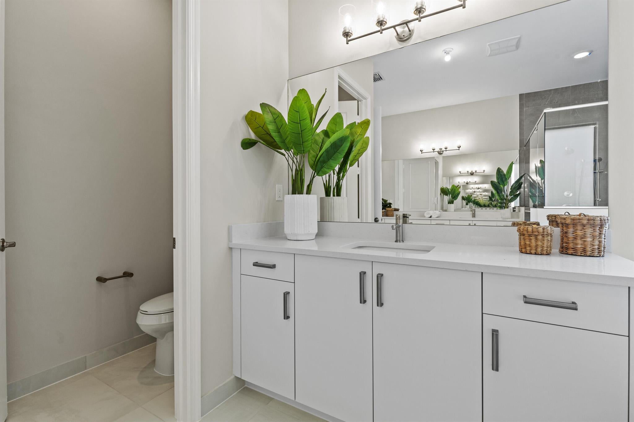 Boynton Beach, Florida, 33473, United States, 3 Bedrooms Bedrooms, ,4 BathroomsBathrooms,Residential,Active,1905111