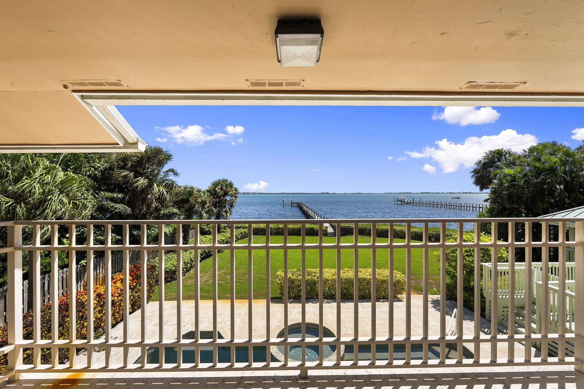 Sewalls Point, Florida, 34996, United States, 3 Bedrooms Bedrooms, ,4 BathroomsBathrooms,Residential,Active,1919064