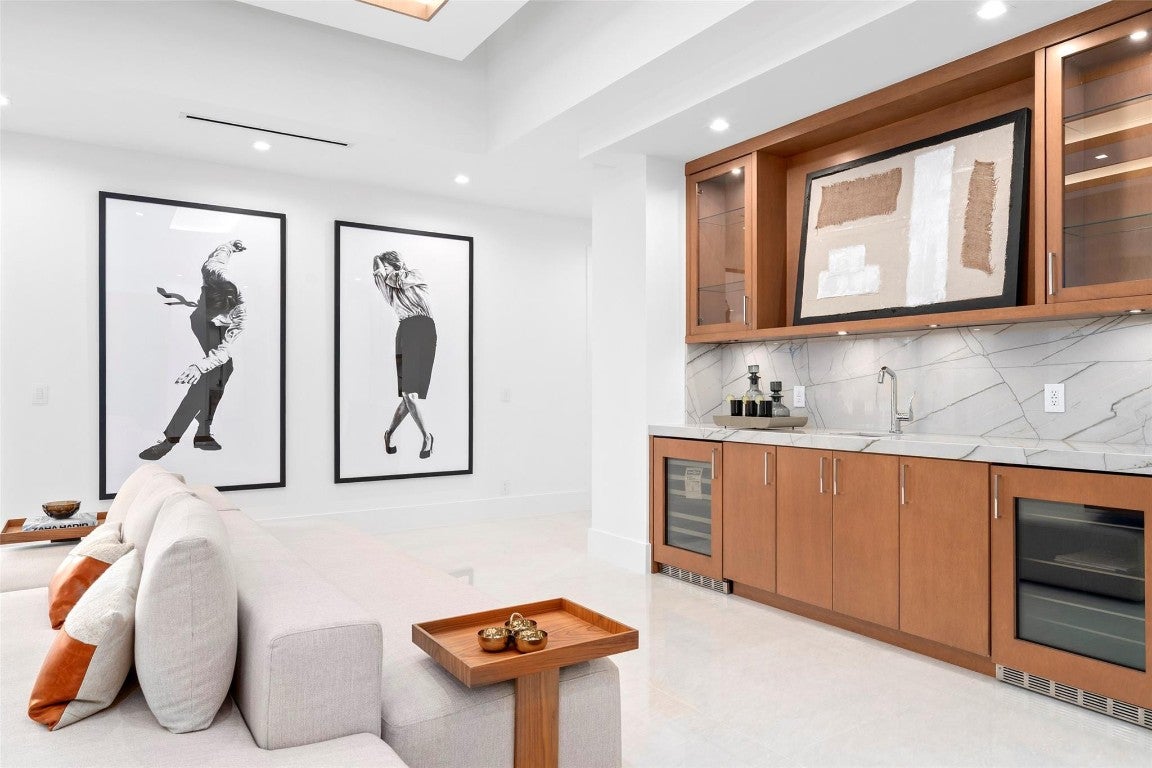 Fort Lauderdale, Florida, 33301, United States, 6 Bedrooms Bedrooms, ,6 BathroomsBathrooms,Residential,Active,2007977