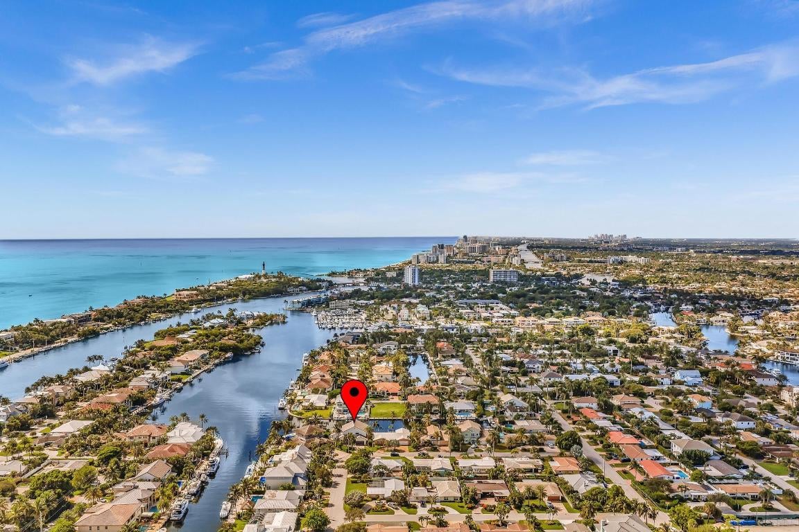 Lighthouse Point, Florida, 33064, United States, 4 Bedrooms Bedrooms, ,4 BathroomsBathrooms,Residential,Active,2008288