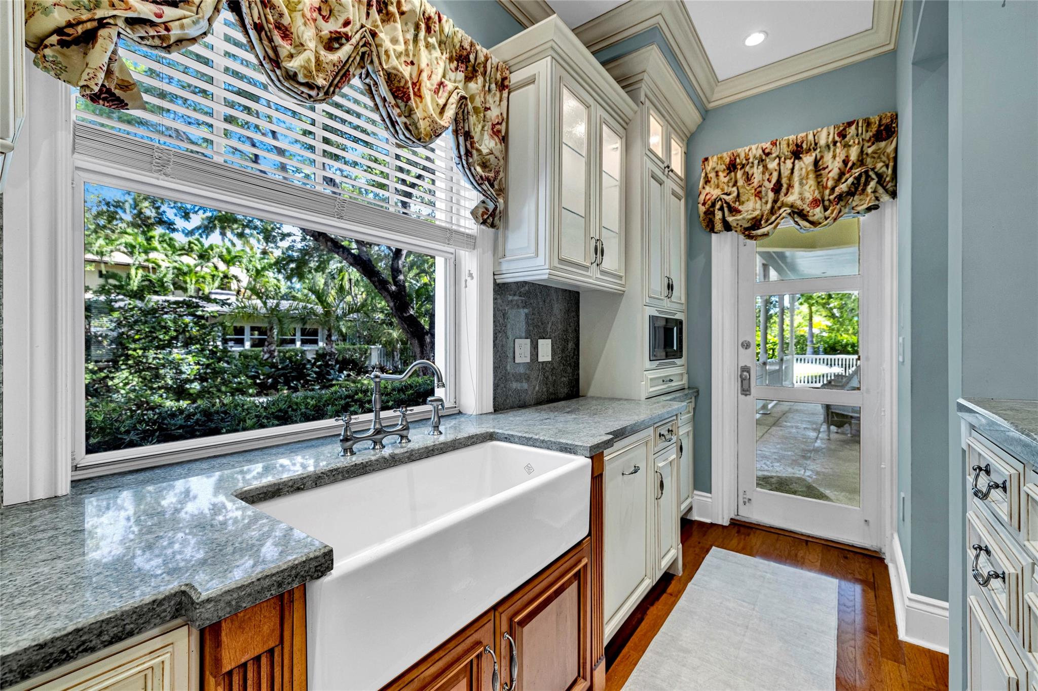 Fort Lauderdale, Florida, 33301, United States, 5 Bedrooms Bedrooms, ,5 BathroomsBathrooms,Residential,Active,1942406