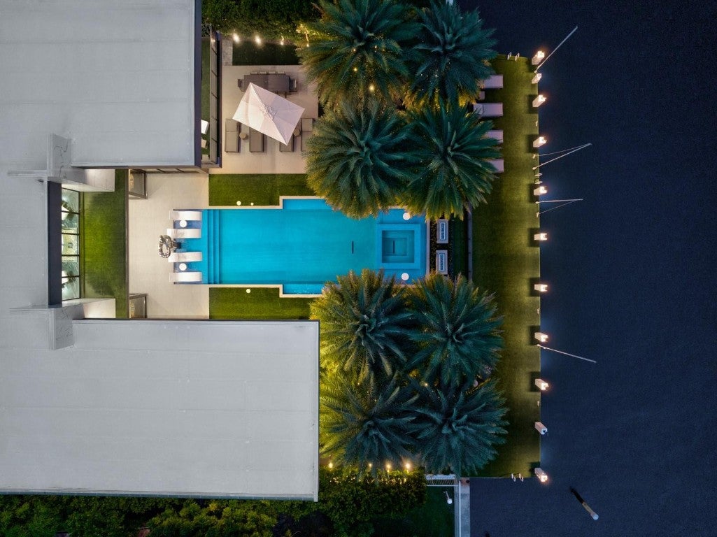 Fort Lauderdale, Florida, 33304, United States, 6 Bedrooms Bedrooms, ,9 BathroomsBathrooms,Residential,Active,2007970