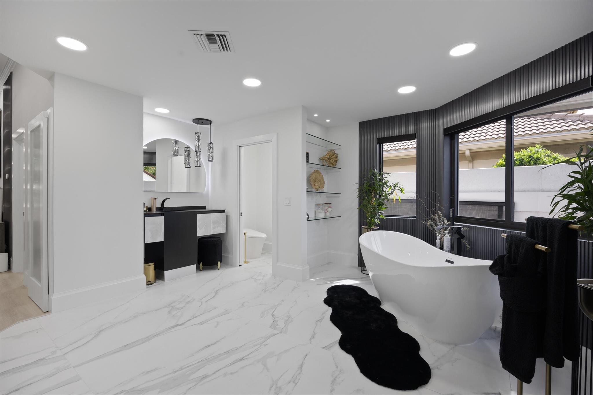 Boca Raton, Florida, 33498, United States, 4 Bedrooms Bedrooms, ,5 BathroomsBathrooms,Residential,Active,1904710