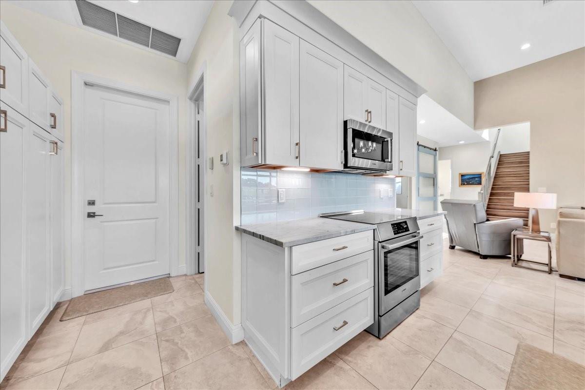 Boca Raton, Florida, 33433, United States, 4 Bedrooms Bedrooms, ,3 BathroomsBathrooms,Residential,Active,1954004