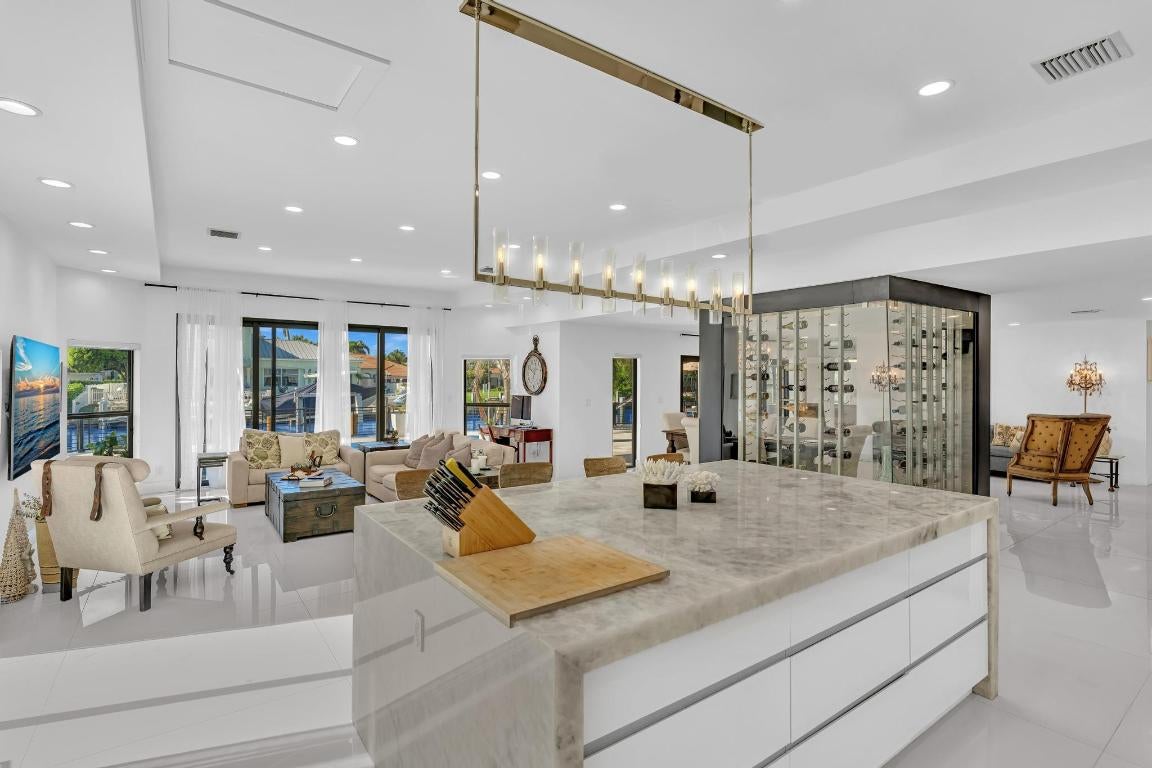 Lighthouse Point, Florida, 33064, United States, 4 Bedrooms Bedrooms, ,4 BathroomsBathrooms,Residential,Active,2008288