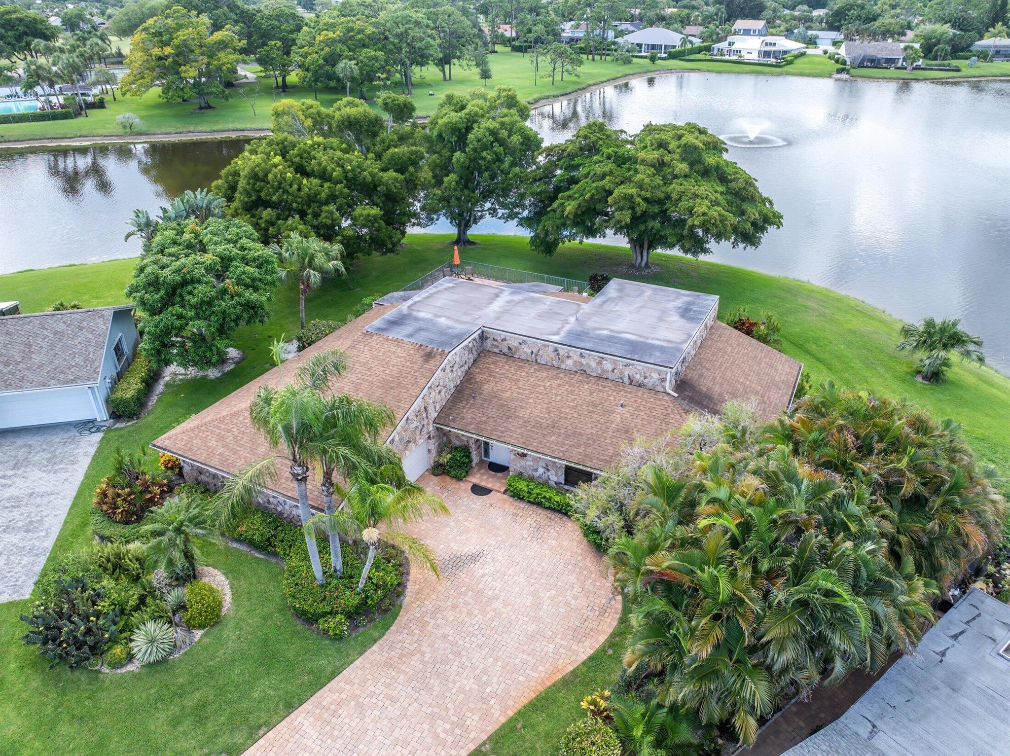 Palm Beach Gardens, Florida, 33418, United States, 4 Bedrooms Bedrooms, ,3 BathroomsBathrooms,Residential,Active,1899878