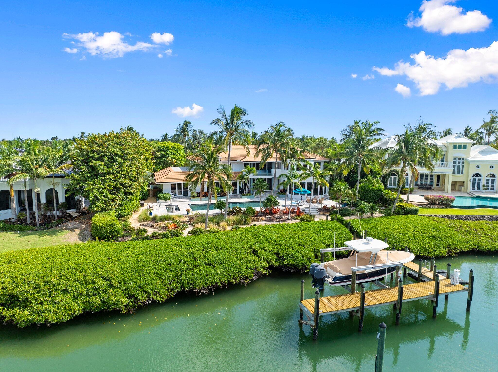 Stuart, Florida, 34996, United States, 4 Bedrooms Bedrooms, ,6 BathroomsBathrooms,Residential,Active,1831837