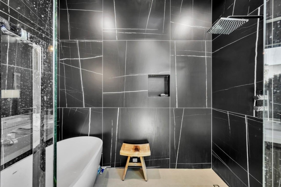 Wilton Manors, Florida, 33305, United States, 3 Bedrooms Bedrooms, ,4 BathroomsBathrooms,Residential,Active,2007993