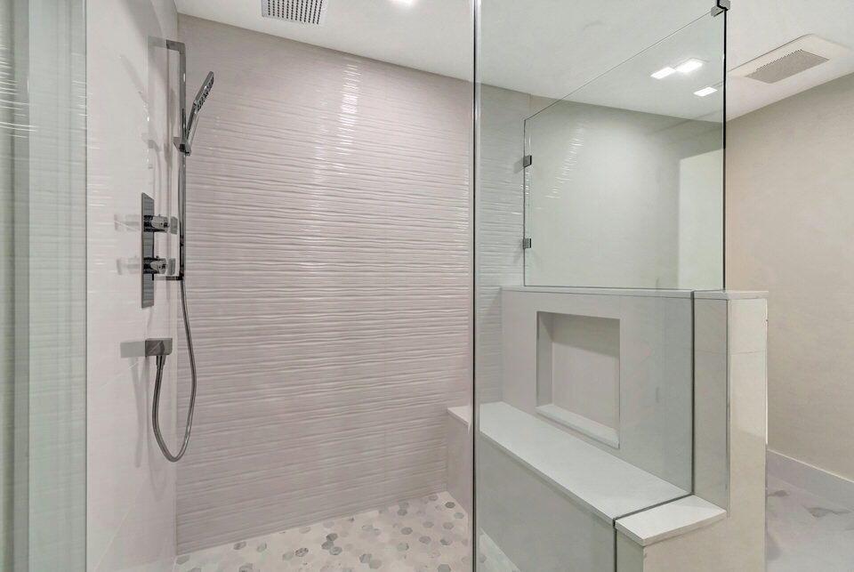 Highland Beach, Florida, 33487, United States, 2 Bedrooms Bedrooms, ,2 BathroomsBathrooms,Residential,Active,1922538