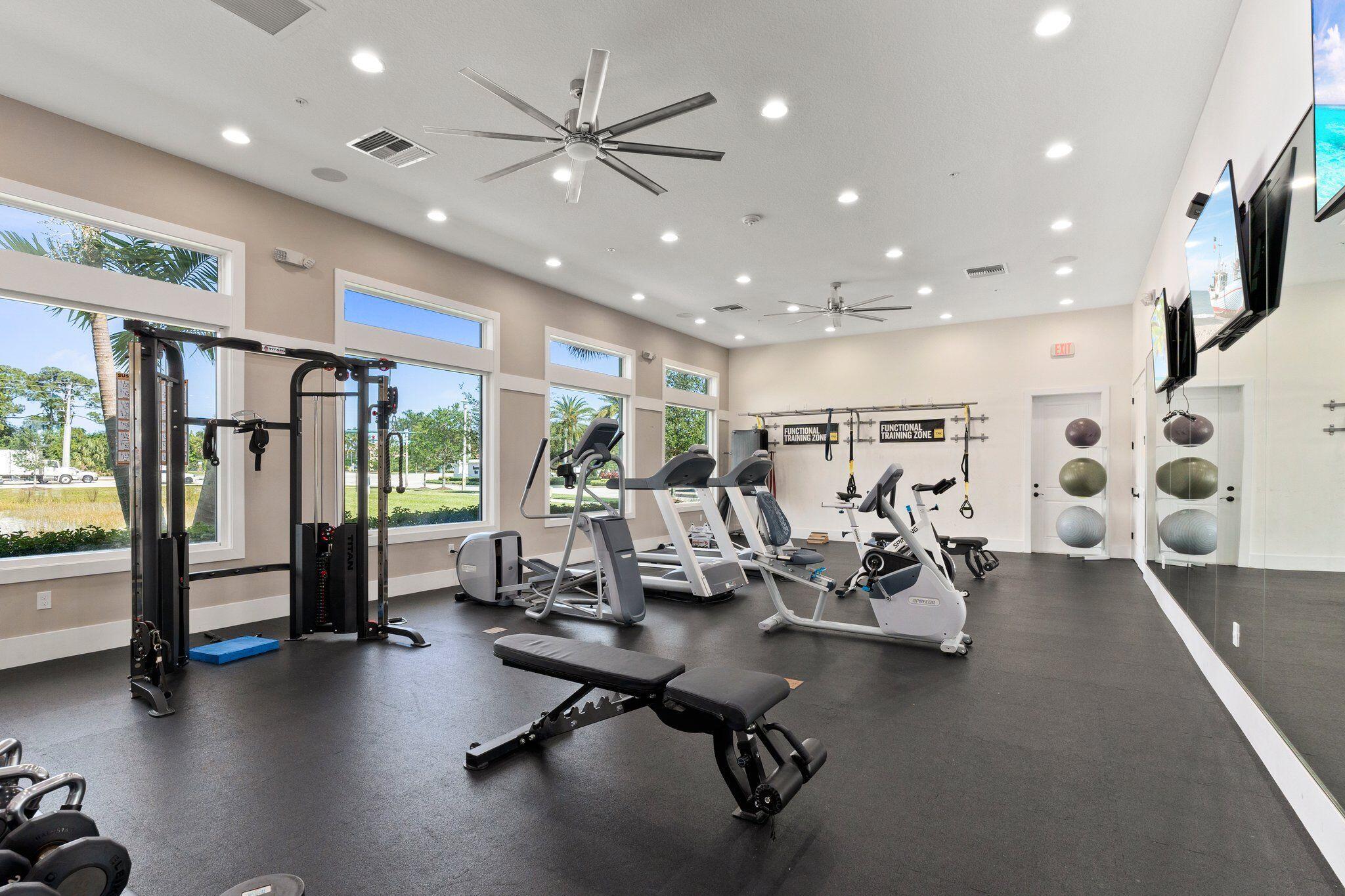 Stuart, Florida, 34997, United States, 4 Bedrooms Bedrooms, ,4 BathroomsBathrooms,Residential,Active,1893239