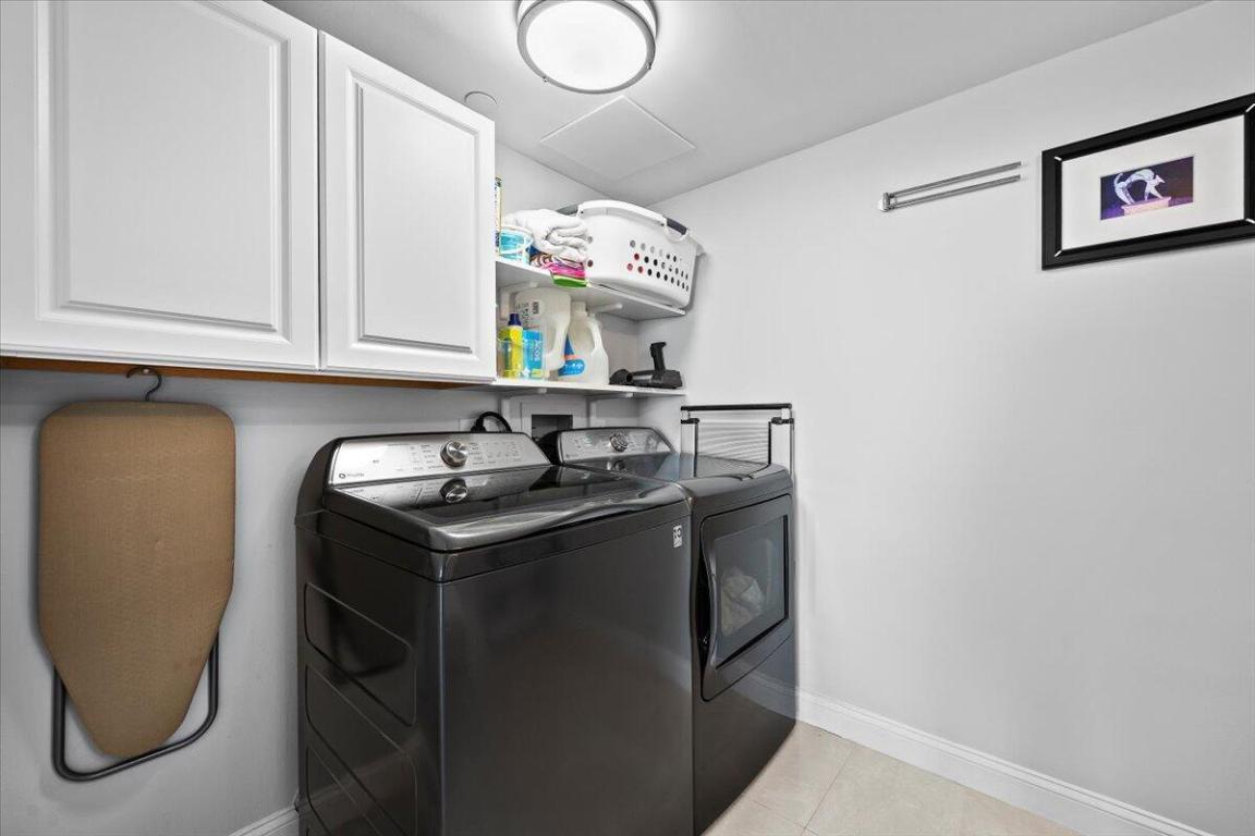 Singer Island, Florida, 33404, United States, 2 Bedrooms Bedrooms, ,4 BathroomsBathrooms,Residential,Active,2002609