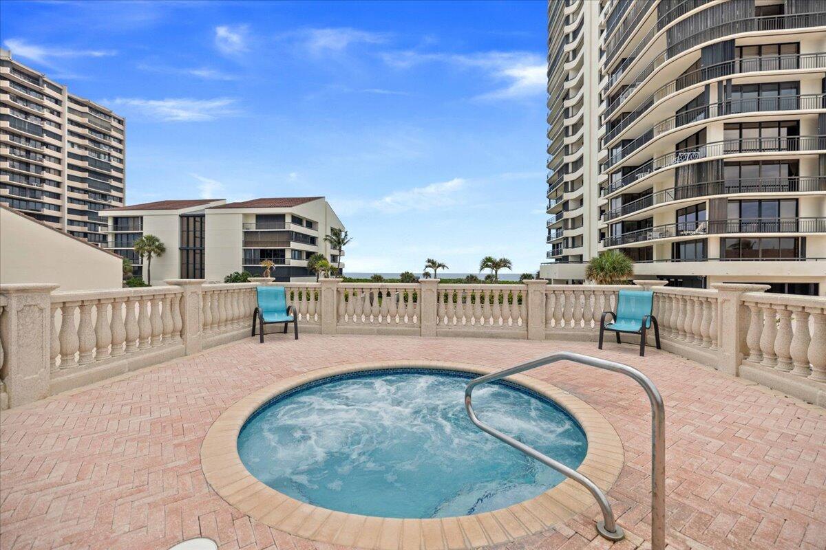 Singer Island, Florida, 33404, United States, 2 Bedrooms Bedrooms, ,4 BathroomsBathrooms,Residential,Active,2002609