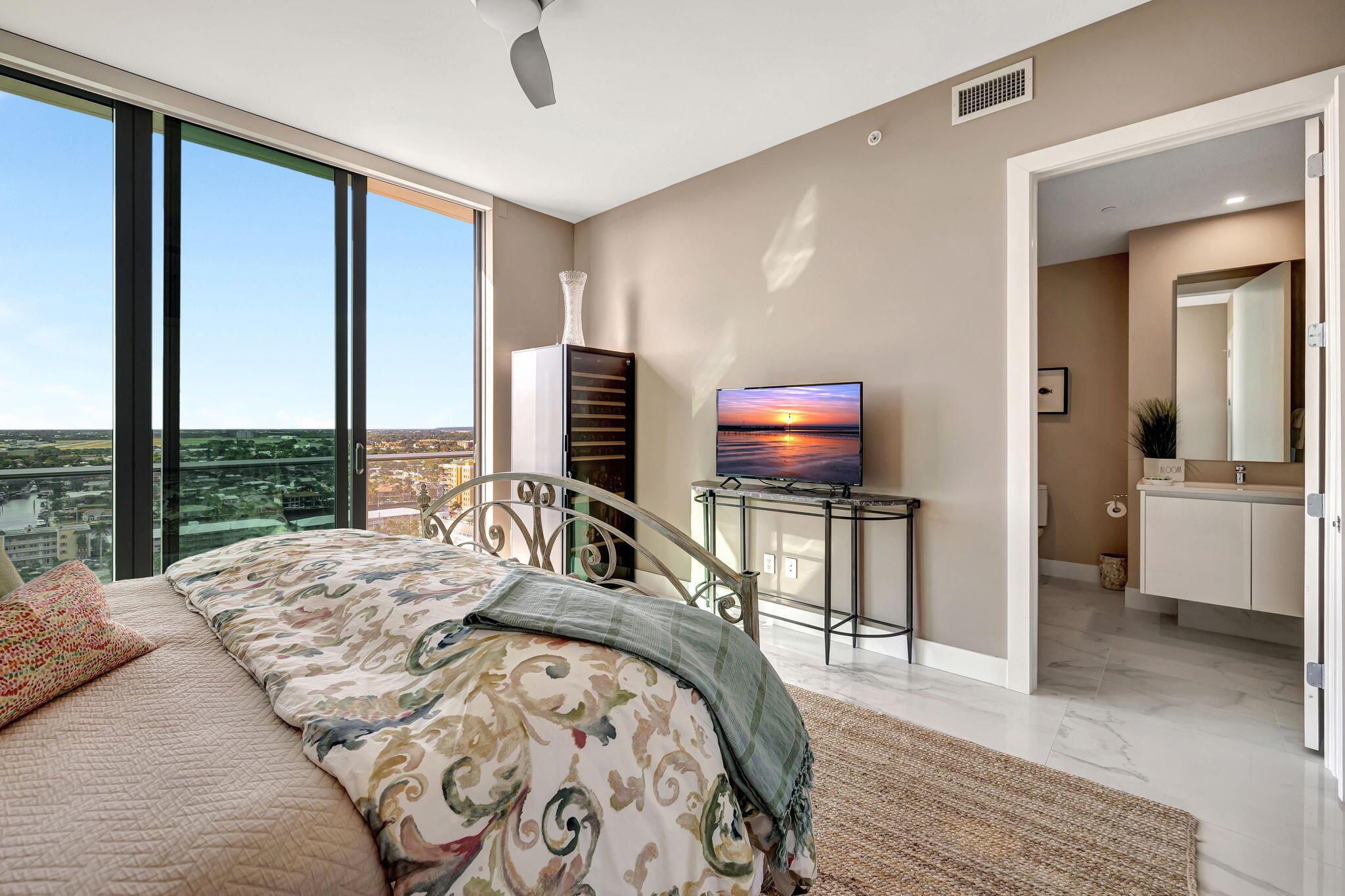 Pompano Beach, Florida, 33062, United States, 2 Bedrooms Bedrooms, ,3 BathroomsBathrooms,Residential,Pending,1959525