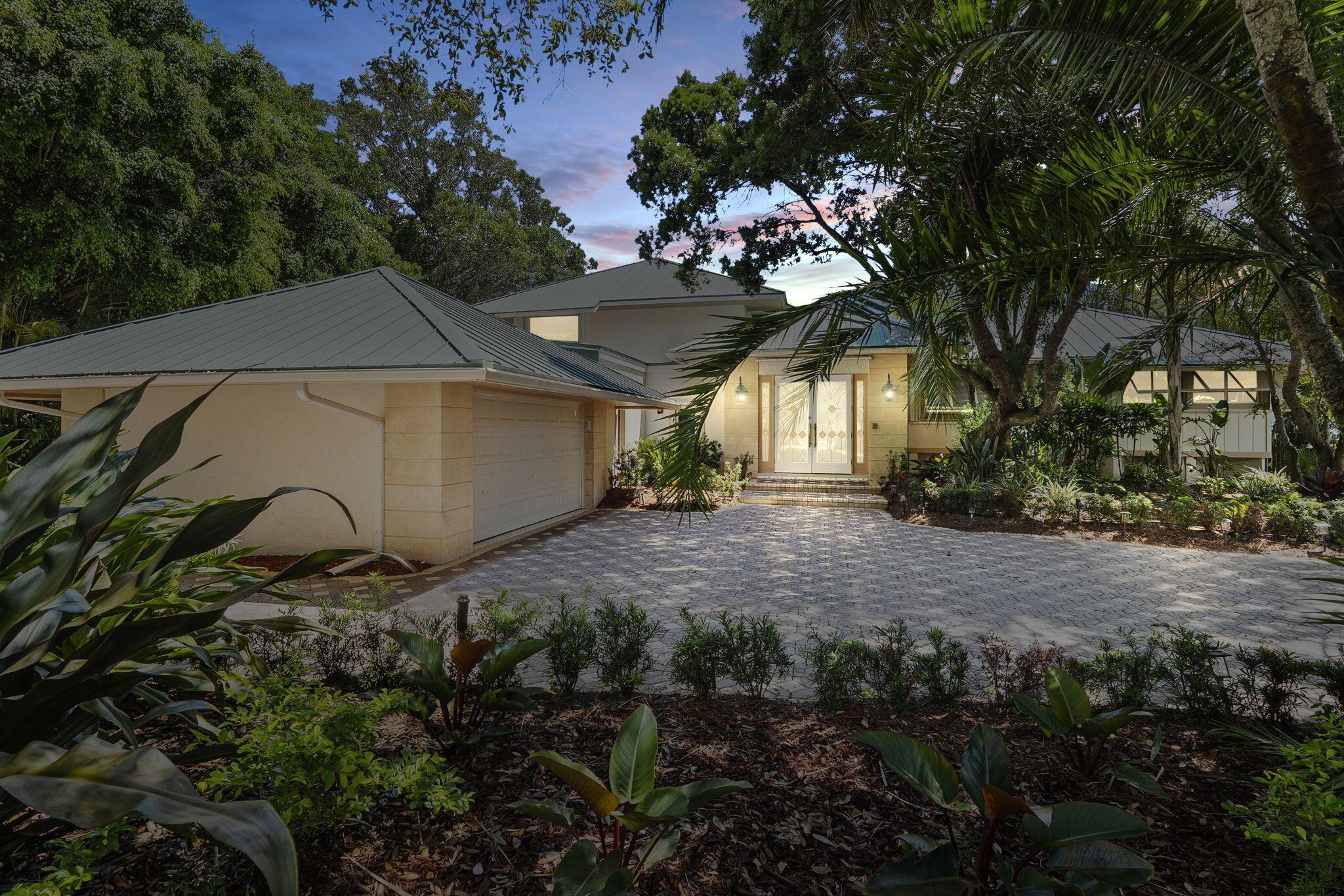 Sewalls Point, Florida, 34996, United States, 3 Bedrooms Bedrooms, ,4 BathroomsBathrooms,Residential,Active,1919064