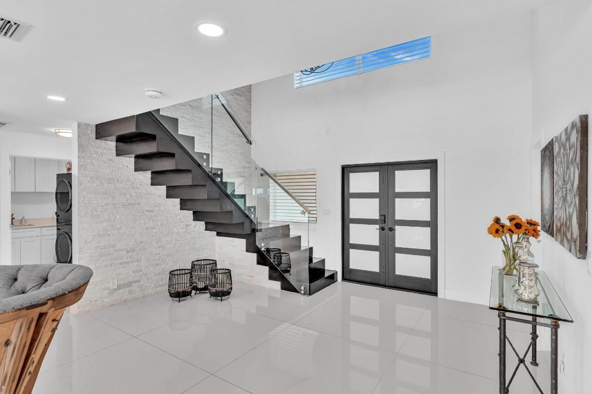 Lighthouse Point, Florida, 33064, United States, 4 Bedrooms Bedrooms, ,4 BathroomsBathrooms,Residential,Active,2008288