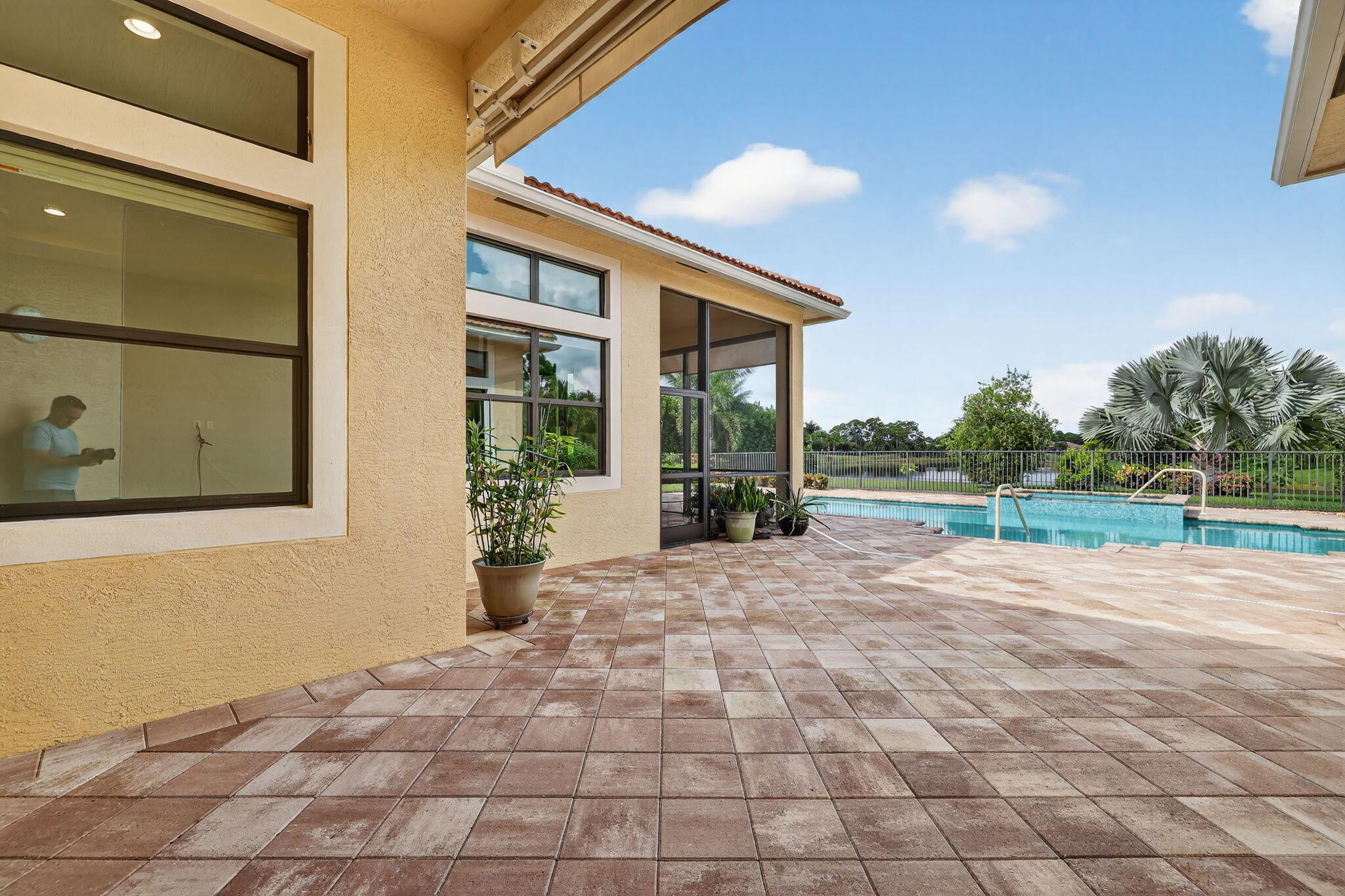 Palm City, Florida, 34990, United States, 4 Bedrooms Bedrooms, ,5 BathroomsBathrooms,Residential,Active,1952625