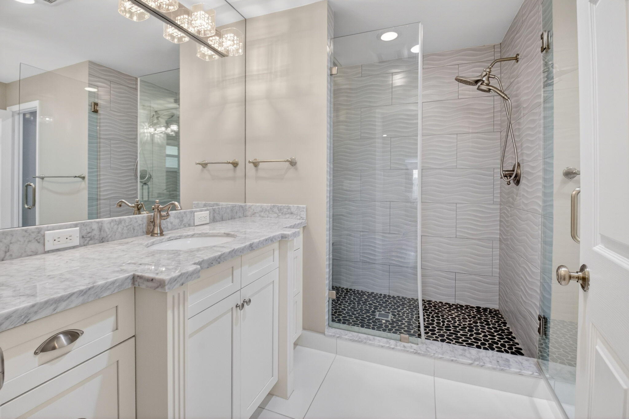 Delray Beach, Florida, 33444, United States, 4 Bedrooms Bedrooms, ,3 BathroomsBathrooms,Residential,Active,2036667