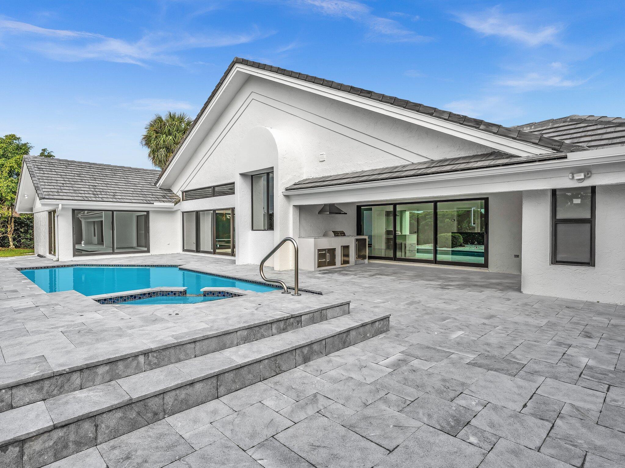 Boca Raton, Florida, 33433, United States, 5 Bedrooms Bedrooms, ,4 BathroomsBathrooms,Residential,Active,1967119