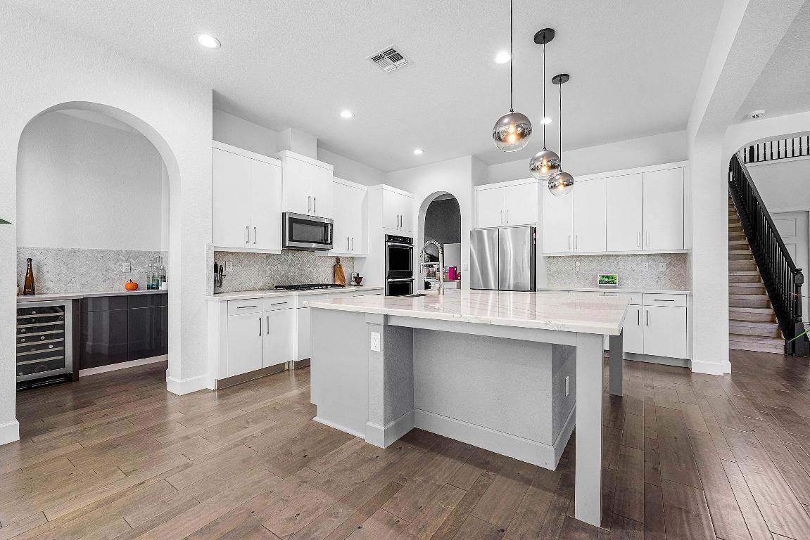 Parkland, Florida, 33076, United States, 4 Bedrooms Bedrooms, ,4 BathroomsBathrooms,Residential,Contingent,2007957