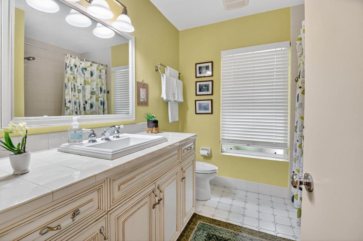 Delray Beach, Florida, 33444, United States, 4 Bedrooms Bedrooms, ,3 BathroomsBathrooms,Residential,Active,2008277