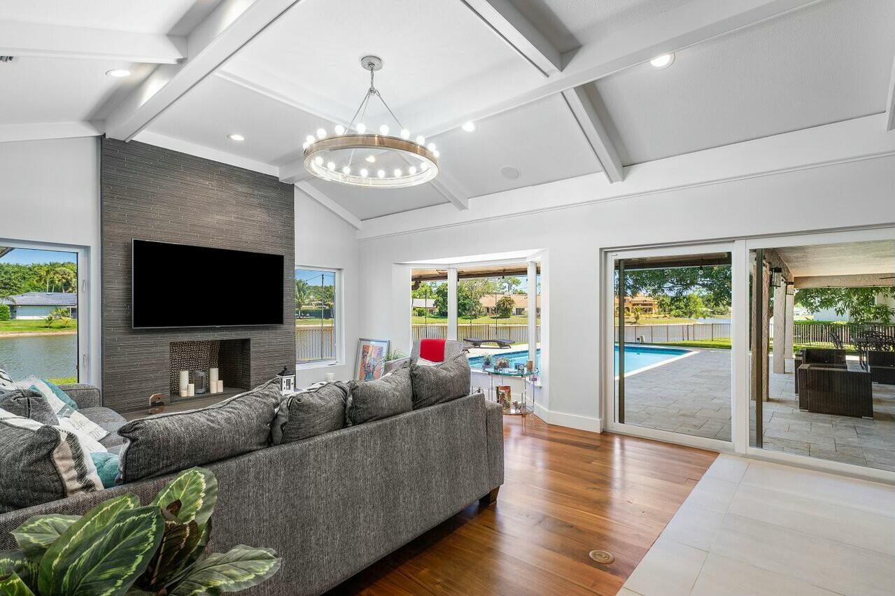 Boca Raton, Florida, 33433, United States, 4 Bedrooms Bedrooms, ,3 BathroomsBathrooms,Residential,Active,1941381