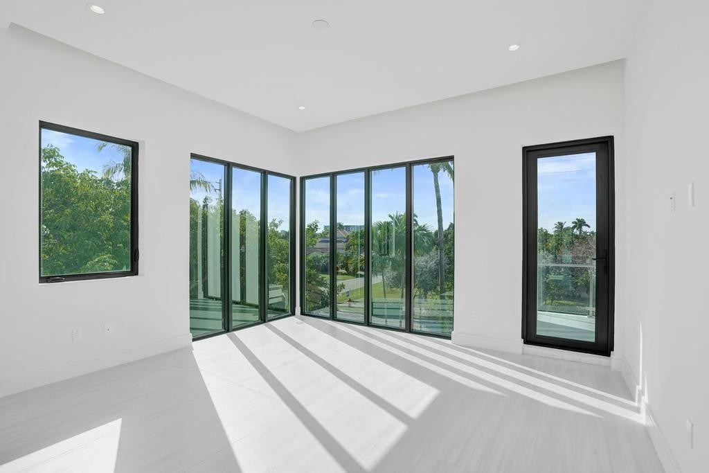 Fort Lauderdale, Florida, 33308, United States, 4 Bedrooms Bedrooms, ,4 BathroomsBathrooms,Residential,Active,2008292