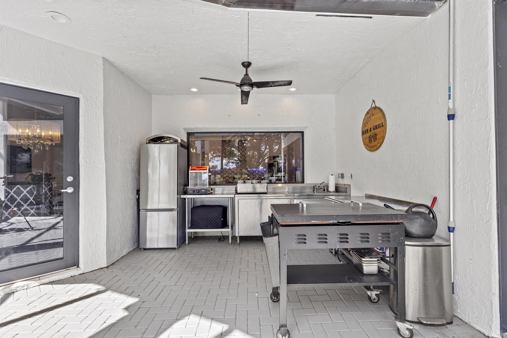 Boca Raton, Florida, 33498, United States, 3 Bedrooms Bedrooms, ,4 BathroomsBathrooms,Residential,Active,1954019