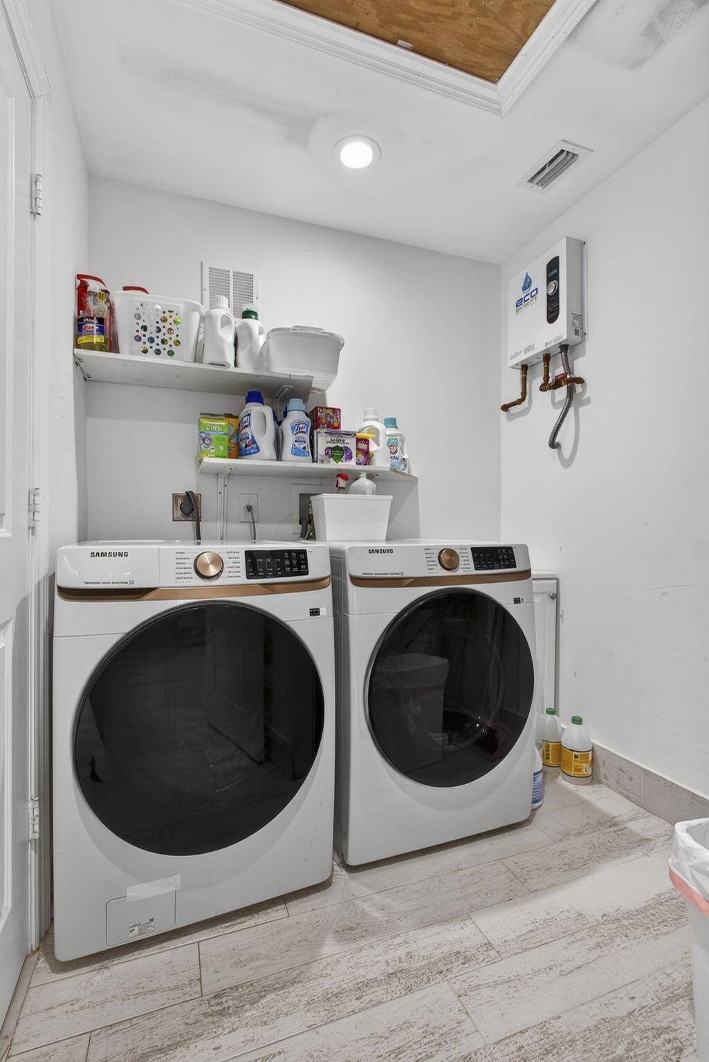 Wellington, Florida, 33470, United States, 4 Bedrooms Bedrooms, ,4 BathroomsBathrooms,Residential,Active,2003540