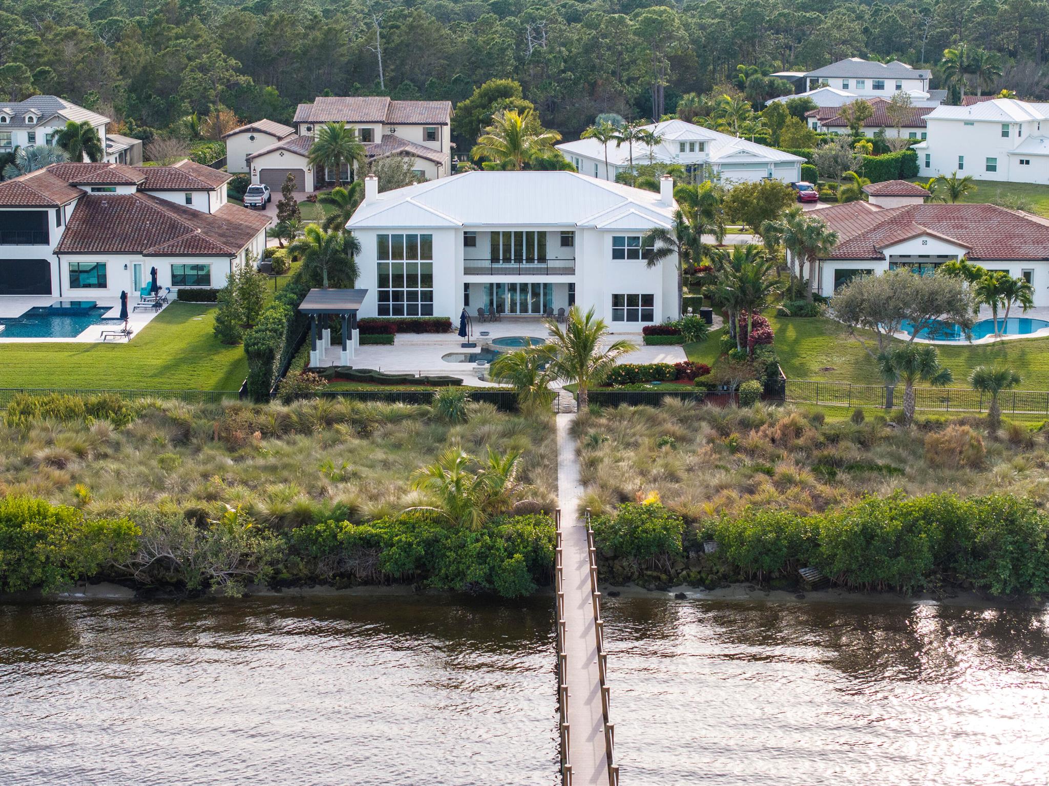 Palm City, Florida, 34990, United States, 5 Bedrooms Bedrooms, ,8 BathroomsBathrooms,Residential,Active,1929775