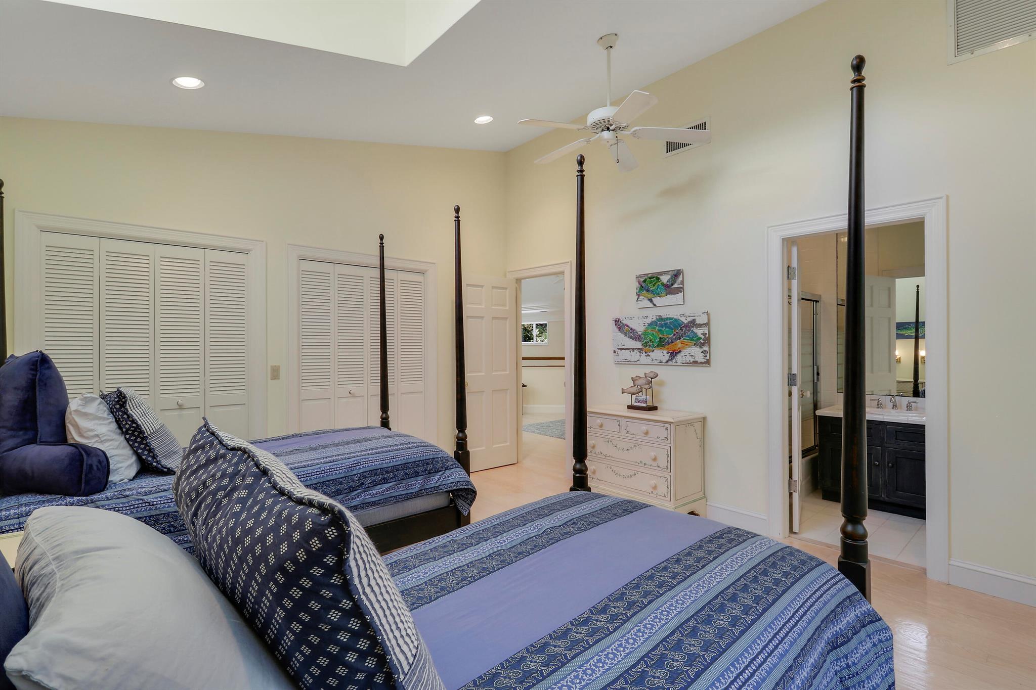 Indian River Shores, Florida, 32963, United States, 4 Bedrooms Bedrooms, ,6 BathroomsBathrooms,Residential,Active,1952294