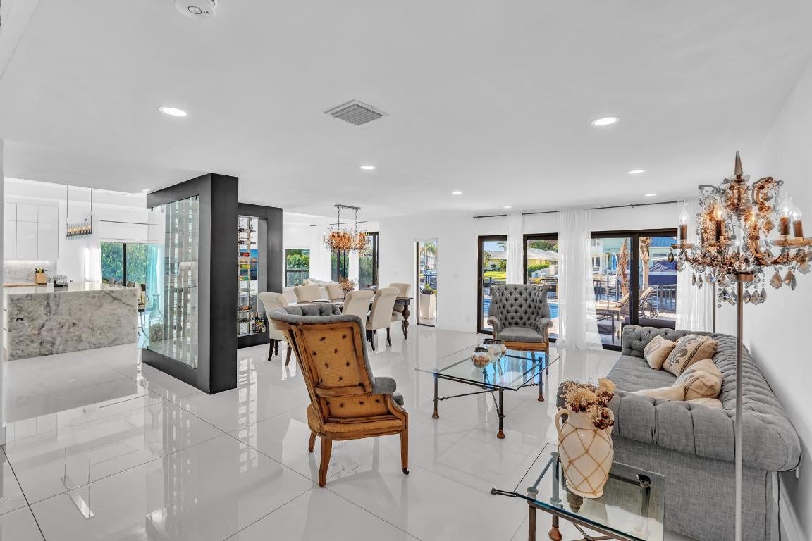 Lighthouse Point, Florida, 33064, United States, 4 Bedrooms Bedrooms, ,4 BathroomsBathrooms,Residential,Active,2008288