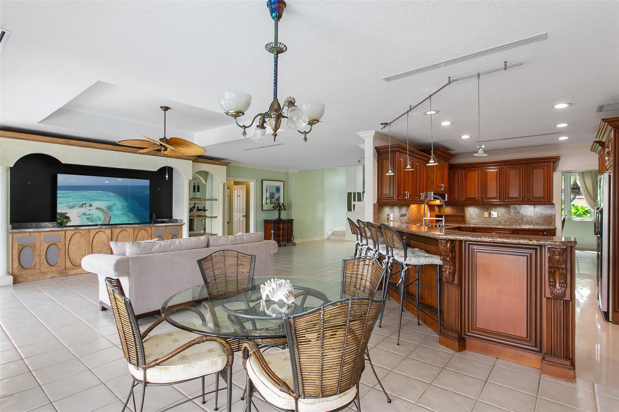 Lighthouse Point, Florida, 33064, United States, 4 Bedrooms Bedrooms, ,4 BathroomsBathrooms,Residential,Active,1926903