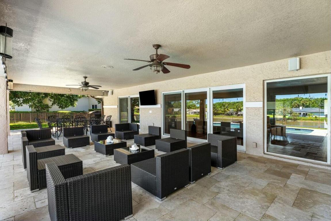 Boca Raton, Florida, 33433, United States, 4 Bedrooms Bedrooms, ,3 BathroomsBathrooms,Residential,Active,2011844