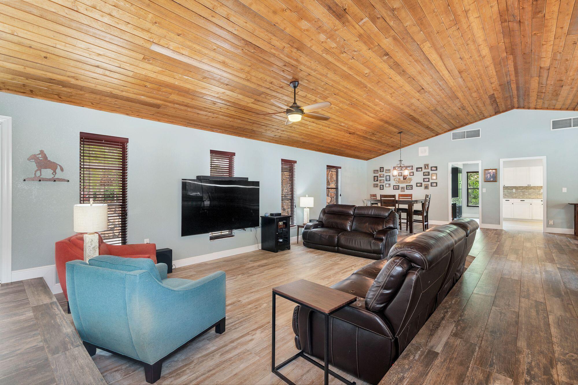 Palm Beach Gardens, Florida, 33418, United States, 3 Bedrooms Bedrooms, ,3 BathroomsBathrooms,Residential,Active,1973323