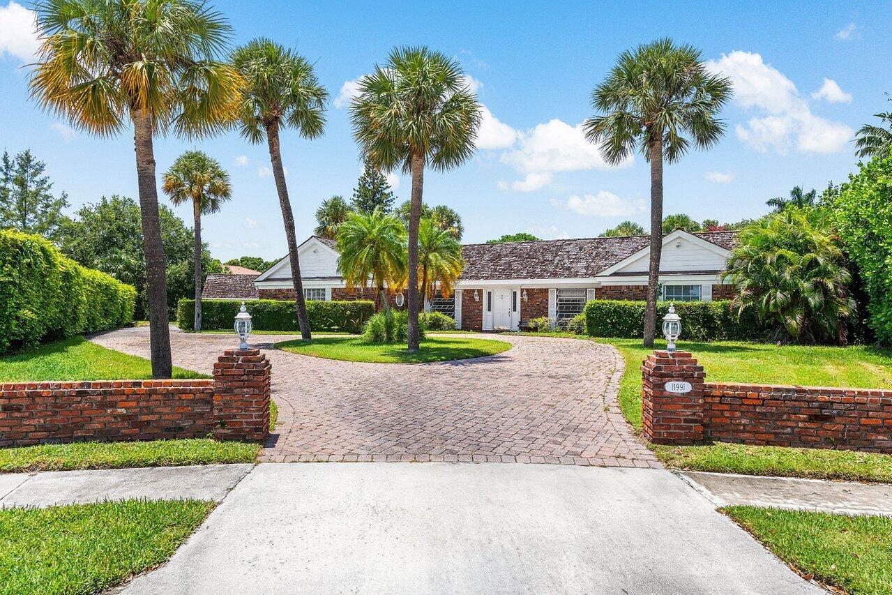 North Palm Beach, Florida, 33408, United States, 3 Bedrooms Bedrooms, ,3 BathroomsBathrooms,Residential,Active,1880318