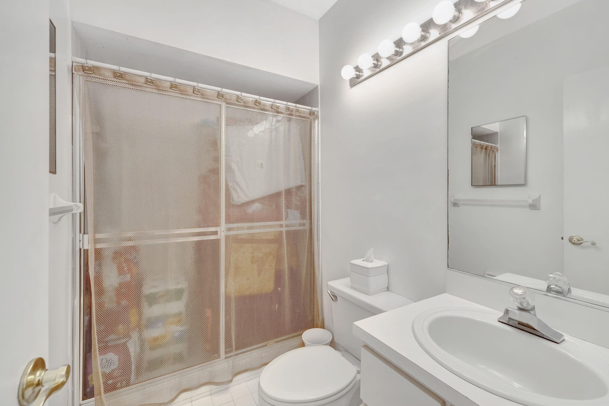 Coral Springs, Florida, 33067, United States, ,4 BathroomsBathrooms,Residential,Active,1764915