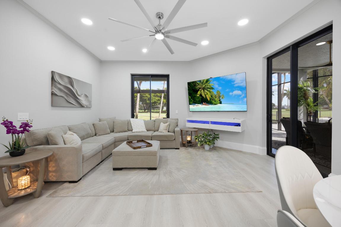 Boca Raton, Florida, 33498, United States, 4 Bedrooms Bedrooms, ,5 BathroomsBathrooms,Residential,Active,2008726