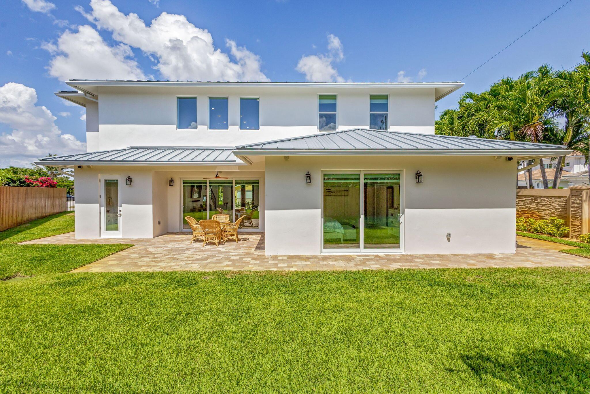 North Palm Beach, Florida, 33408, United States, 4 Bedrooms Bedrooms, ,5 BathroomsBathrooms,Residential,Active,1973305
