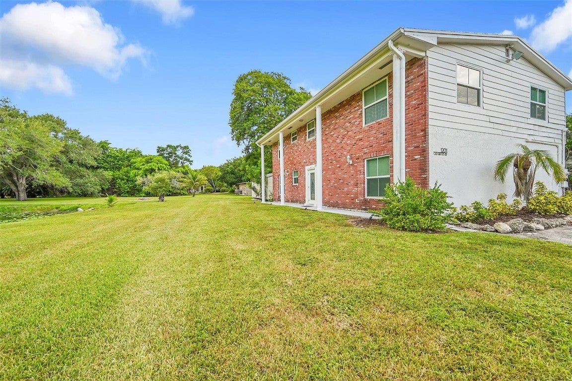 Plantation, Florida, 33323, United States, 4 Bedrooms Bedrooms, ,3 BathroomsBathrooms,Residential,Contingent,2008349