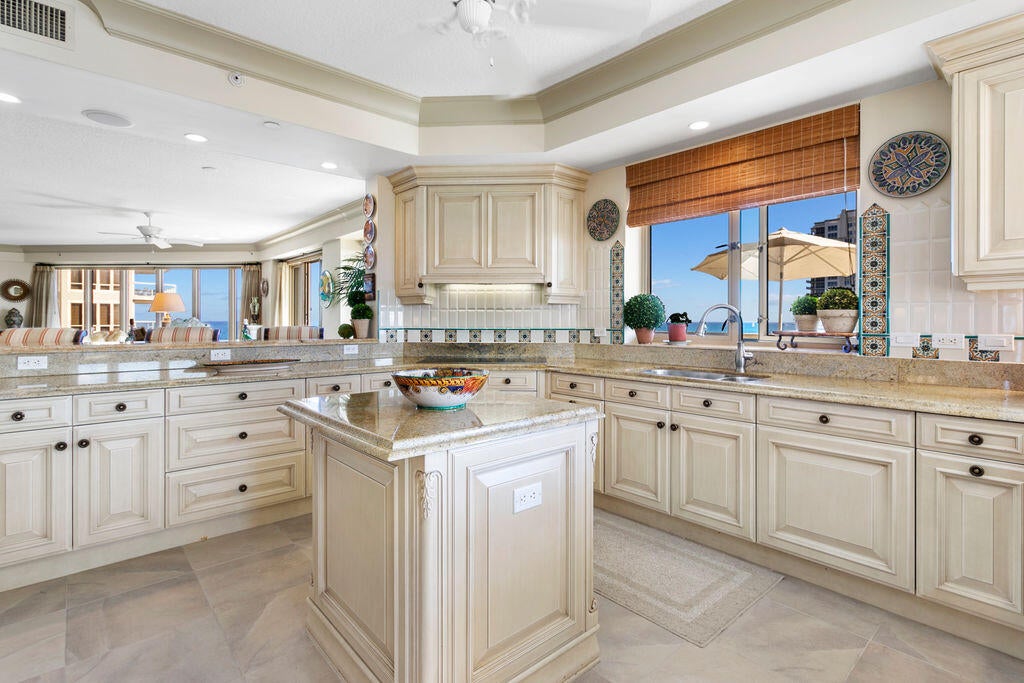 Singer Island, Florida, 33404, United States, 3 Bedrooms Bedrooms, ,5 BathroomsBathrooms,Residential,Active,2007946