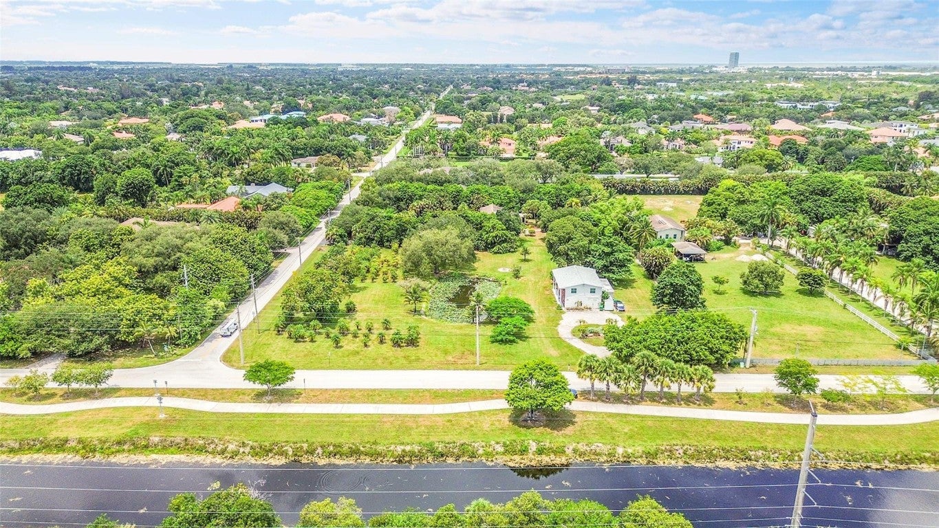 Plantation, Florida, 33323, United States, 4 Bedrooms Bedrooms, ,3 BathroomsBathrooms,Residential,Contingent,2008349